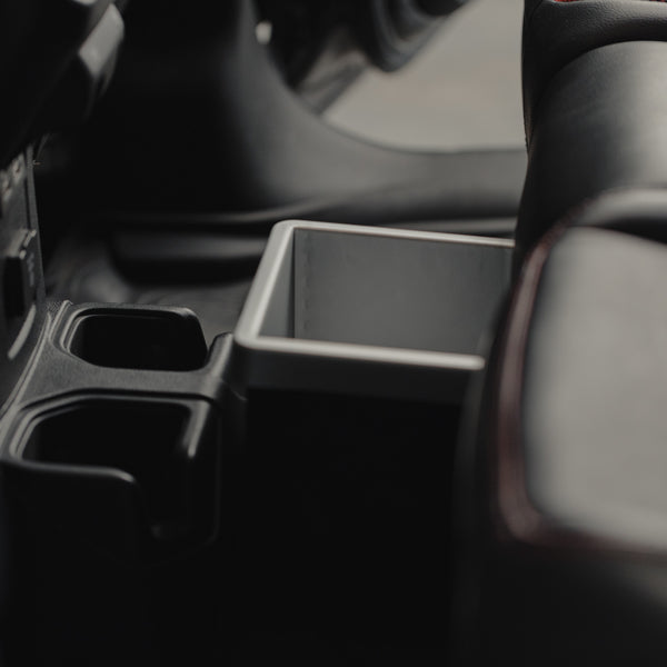 Kleen Kan Jeep Wrangler Trash Can with Removable Storage Bin