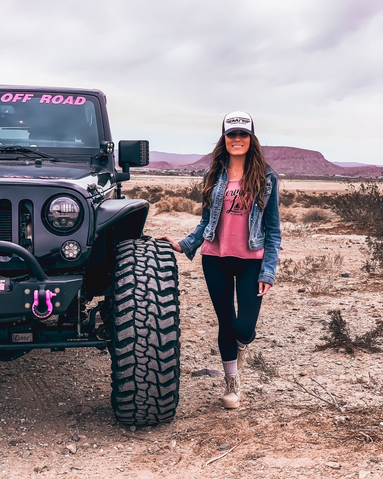 Jeep Girl Tumbler - Barron Photografix